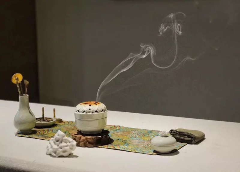 The healing power of incense for body and soul|Articles about tea