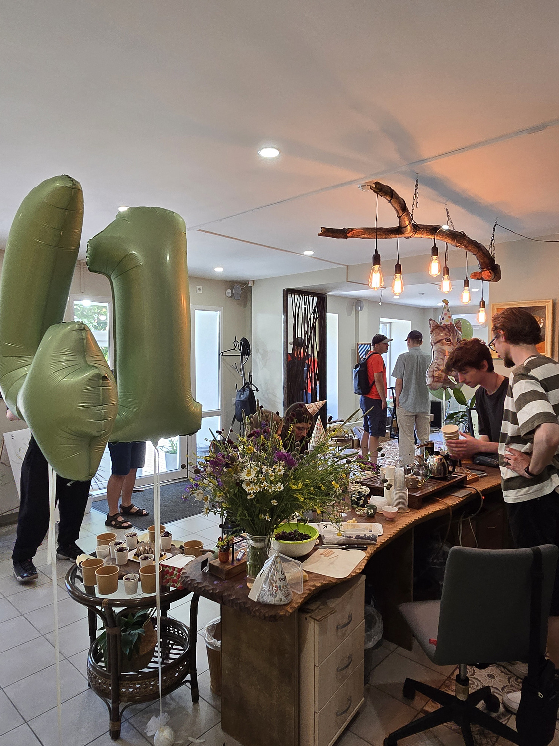 Memorial party in honor of the birthday of Tea Line