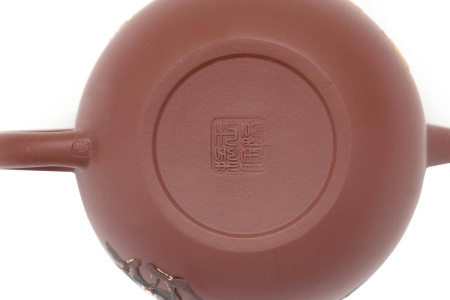 Чайник из Исин, Цзянсу "Магнолии", 190 мл. Price: ₽8,840 rub.