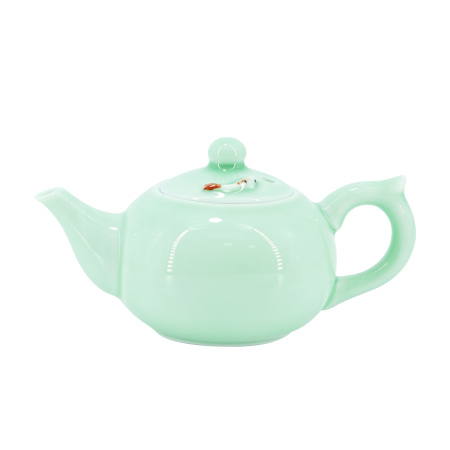 Porcelain teapot "Karpik", 225 ml.. Price: ₽1,730 rub.