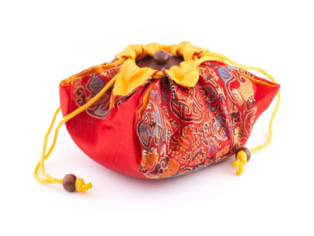 Yixing clay teapot "Lingonberry blossom" by master Gao Wenyi, 130 ml.. Price: ₽30,400 rub.