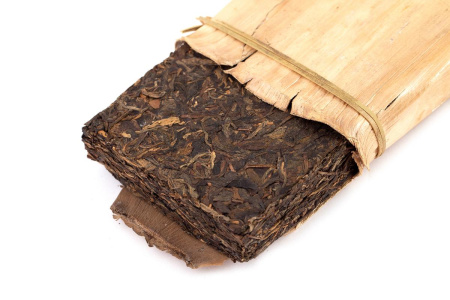 Pressed Raw Pu-erh Tea - Шэн пуэр 2012 г. "Чай с дикорастущих чайных деревьев", 500 гр, 