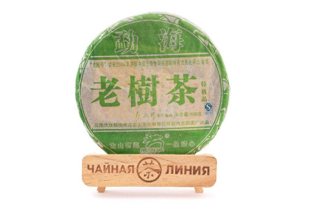 Pressed Raw Pu-erh Tea - Sheng pu-erh 2007 "Lao shu cha" brand "Dragon Garden" 400 g, 