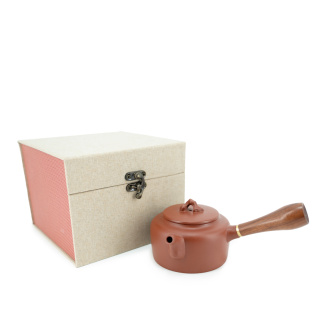 Чайник глиняный из Исин, Цзянсу "Симбиоз". Price: ₽10,120 rub.
