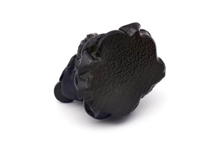 Color-changing tea figurine "Three-legged toad of wealth on money". Price: ₽1,390 rub.