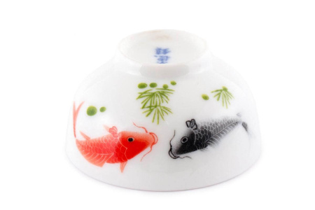 Пиала керамическая "Благородные карпы", 50 мл. | 茶杯. Price: ₽340 rub.