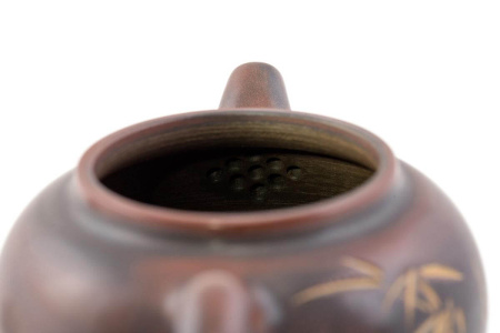 Teapot from Qinzhou, Guangxi "Lonely Flute", 230 ml.. Price: ₽11,400 rub.