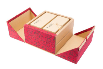 Gift wrapping with boxes "Dragon Flame". Price: ₽5,880 rub.