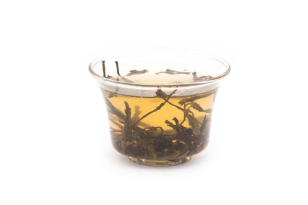 Loose Leaf Pu-erh Tea - Wild Sheng Pu'er 2011, 