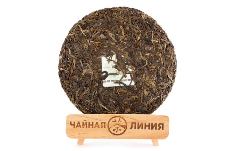 Pressed Raw Pu-erh Tea - Sheng pu-erh 2018 "Daxueshan" brand "Kaishunhao" 357 g, 