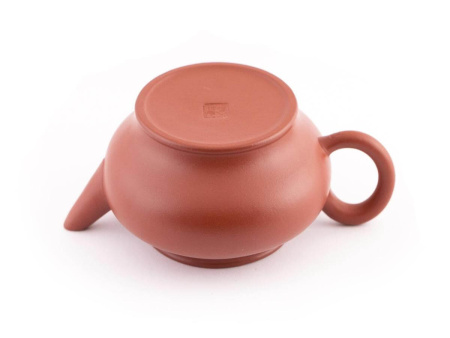 Yixing clay teapot "Swiftness" by master Gao Wenyi, 100 ml.. Price: ₽24,640 rub.