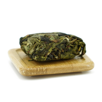 Northern Fujian Oolong from Wuyi, Yan Cha Zhangping Shuixian (Lord of Medium Roast Waters from Zhangping)