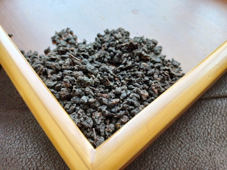 Taiwanese Oolong Tea (Formosa) - Lishan Lao Cha Wang 1994 (Lord of the Old Tea from Lishan Mountains), 