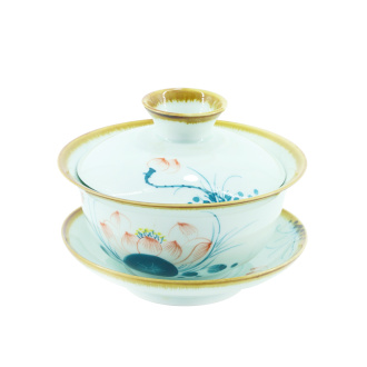Gaiwan "Buds with a Golden Border", 180 ml. Price: ₽2,570 rub.
