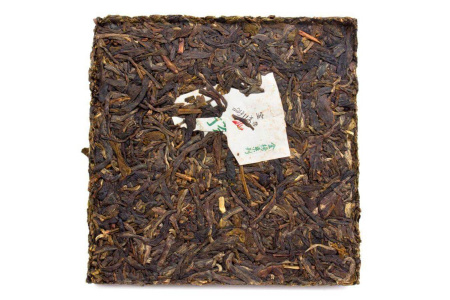 Pressed Raw Pu-erh Tea - Чай Шэн пуэр 2015 года "Священное пламя" завода "Сягуань", 125 гр, 