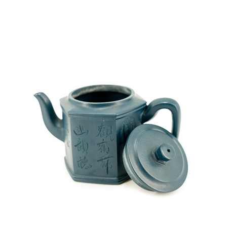 Clay teapot "Faceted". Price: ₽13,220 rub.