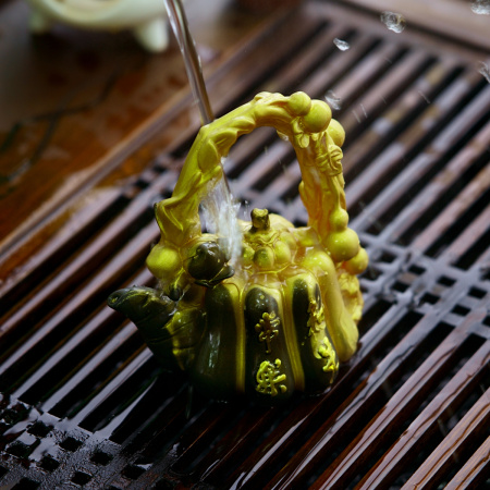 Color-changing tea figurine "Shui Hu". Price: ₽2,140 rub.