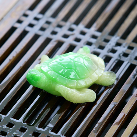 Large color-changing tea toy "Turtle Gradient". Price: ₽1,350 rub.