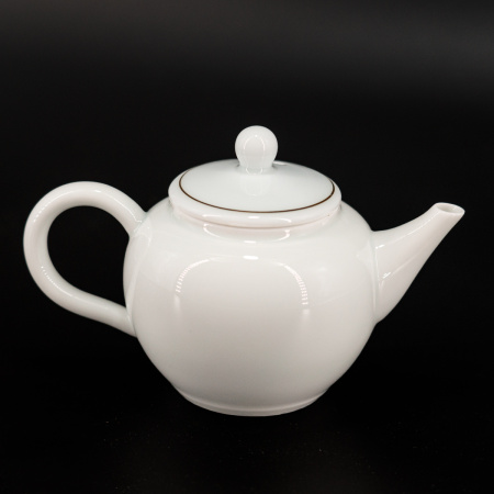 Porcelain teapot "Regularity", 220 ml. Price: ₽2,160 rub.