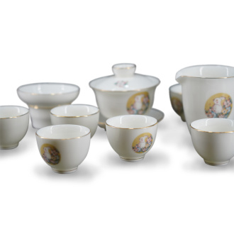 Сервиз керамический "Садовый кролик". Price: ₽16,100 rub.