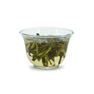 Buy, white tea Ya bao gushu ye sheng cha (Tea buds from ancient wild trees)