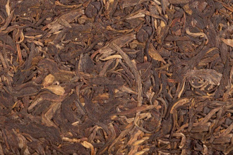 Pressed Raw Pu-erh Tea - Sheng pu-erh 2019 "Old Menghai Trees" brand "Kaishunhao" 357 g, 