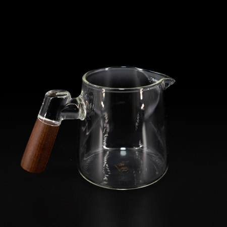 Glass chahai with a wooden handle "Virtuosity". Price: ₽2,770 rub.