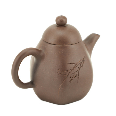 Ceramic teapot from Yixing, Jiangsu "Eggplant", 175 ml.. Price: ₽3,630 rub.