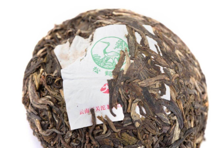 Pressed Raw Pu-erh Tea - Sheng pu-erh 2016 "Golden Thread" brand "Pine and Crane" factory "Xiaguan" nest 100g, 
