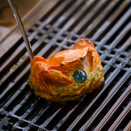 Color-changing tea figurine "Crab with Pearl". Price: ₽1,690 rub.