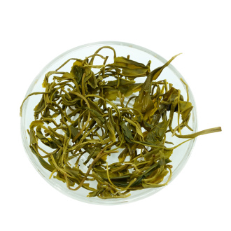 Green tea Xinyang maojian (Fleecy points from Xianyang)