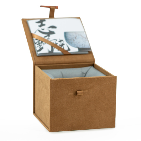 Ceramic bowl Sino "Anomaly" by master Huang Ronghua, 100ml | 茶杯. Price: ₽8,900 rub.