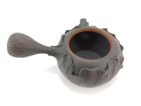 Глиняный чайник из Цзяньшуй, Юньнань "Облачённый", 245 мл.. Price: ₽25,050 rub.