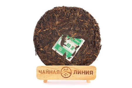 Pressed Raw Pu-erh Tea - Sheng pu-erh 2007 "Lao shu cha" brand "Dragon Garden" 400 g, 