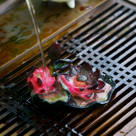 Color-changing tea toy "Lotus Island". Price: ₽1,900 rub.