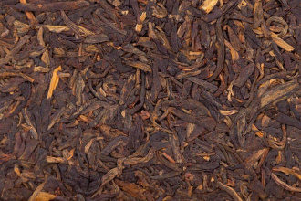 Pressed Raw Pu-erh Tea - Sheng pu-erh 2013 "Red Seal" brand "Pine and Crane" factory "Xiaguan" cake 357 g, 