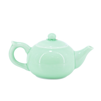 Porcelain teapot "Karpik", 225 ml.. Price: ₽1,730 rub.