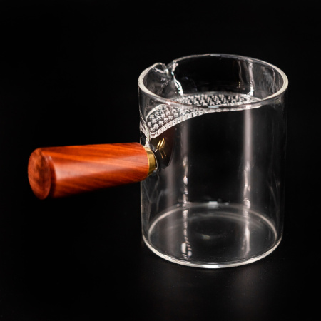 Chahai with a wooden handle "Cylinder" 270 ml. Price: ₽2,200 rub.