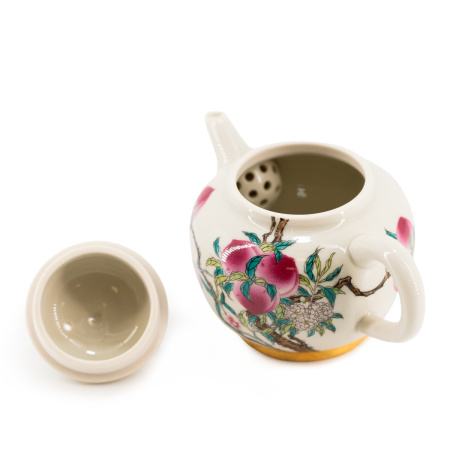 Porcelain teapot "Plums in Verbilki", 210 ml. Price: ₽6,820 rub.