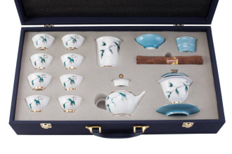 Tea set “Leaf”. Price: ₽30,470 rub.