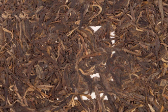 Pressed Raw Pu-erh Tea - Sheng pu-erh 2020 "Golden Banzhang" brand "Kaishunhao" 357 g, 