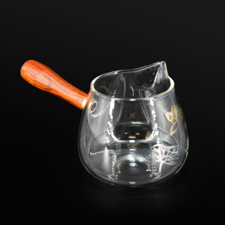 Chahai with wooden handle "Equality of Lotus". Price: ₽2,130 rub.