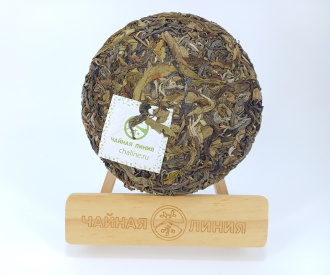 Pressed Raw Pu-erh Tea - Шэн пуэр 2011 г. "Очарование древнего дерева" завода "Мэнку" 400 г, 