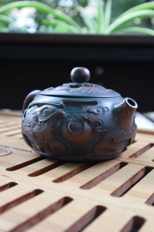 Глиняный чайник из Цзяньшуй, Юньнань "Жаба и жемчуг", 250 мл. Price: ₽53,240 rub.