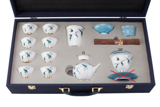 Discounted tea set “Leaf”. Price: ₽30,470 rub.