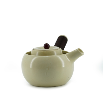 Celadon teapot "Newest", 600 ml.. Price: ₽9,420 rub.