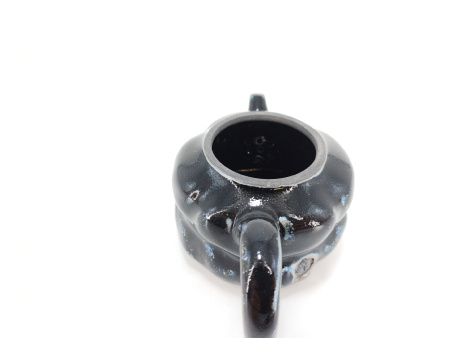 Глиняный чайник ручной работы "Плод вдохновения" мастера Хуан Жунхуа в стиле Сино. Price: ₽19,470 rub.