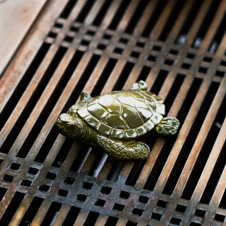 Large color-changing tea toy "Bronze Turtle". Price: ₽1,430 rub.