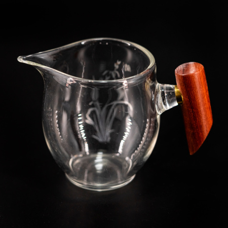 Chahai with a wooden handle "Plants" 250 ml. Price: ₽2,070 rub.