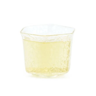 Loose Leaf Pu-erh Tea - Шэн пуэр 2023 г. "Мэнсун лаошу хуанцзин е" («Золотые листья» летнего сбора старых деревьев Мэнсун), 